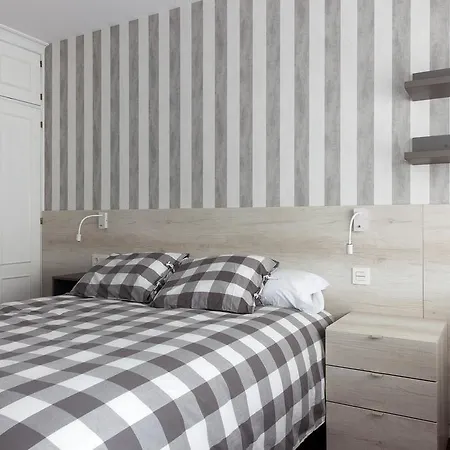 Residencia F&f Guest house *