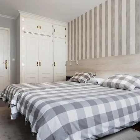 Residencia F&f *