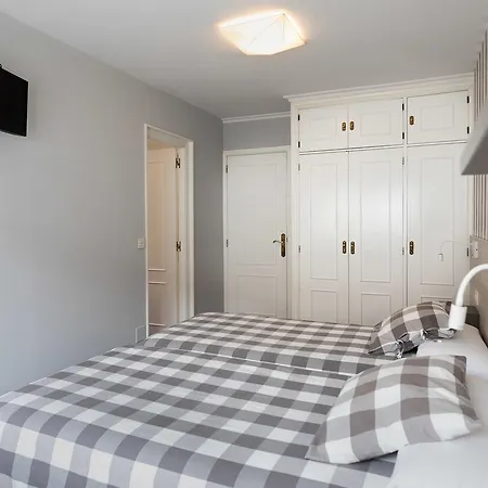 Guest house Residencia F&f Santiago de Compostela