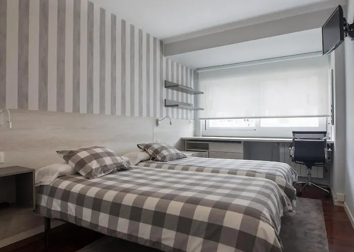 Residencia F&f Гостевой дом Сантьяго-де-Компостела